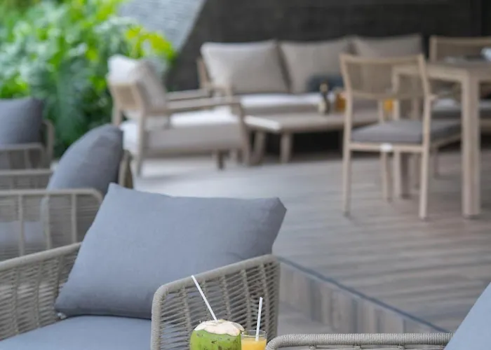 Nuju - Beutiful With Swimout-gym-rooftop-pool *