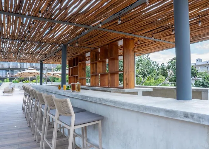Nuju - Beutiful With Swimout-gym-rooftop-pool
